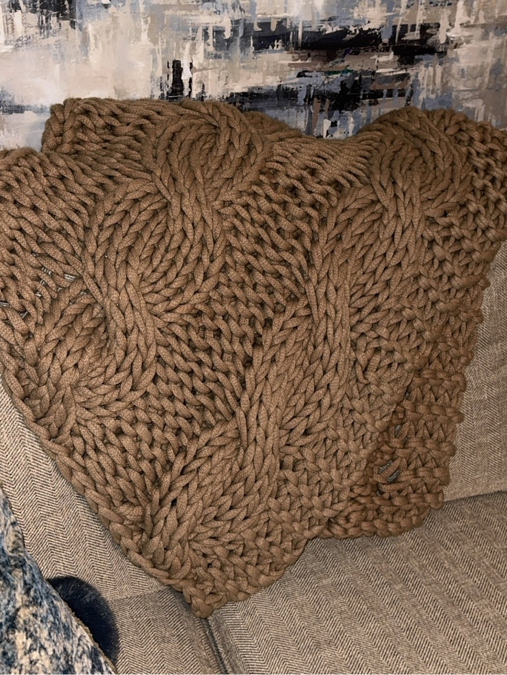 POTTERY BARN BROWN HAND KNIT COLOSSAL THROW HOME DECOR ACCENT